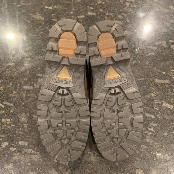 Mephisto Men's Suede Outdoor Shoes - Picture 4 of 4